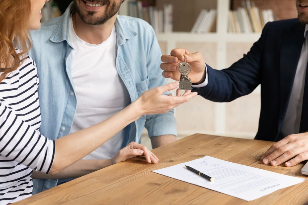 Descoperă soluțiile ValorEasy pentru portaluri și agenții imobiliare